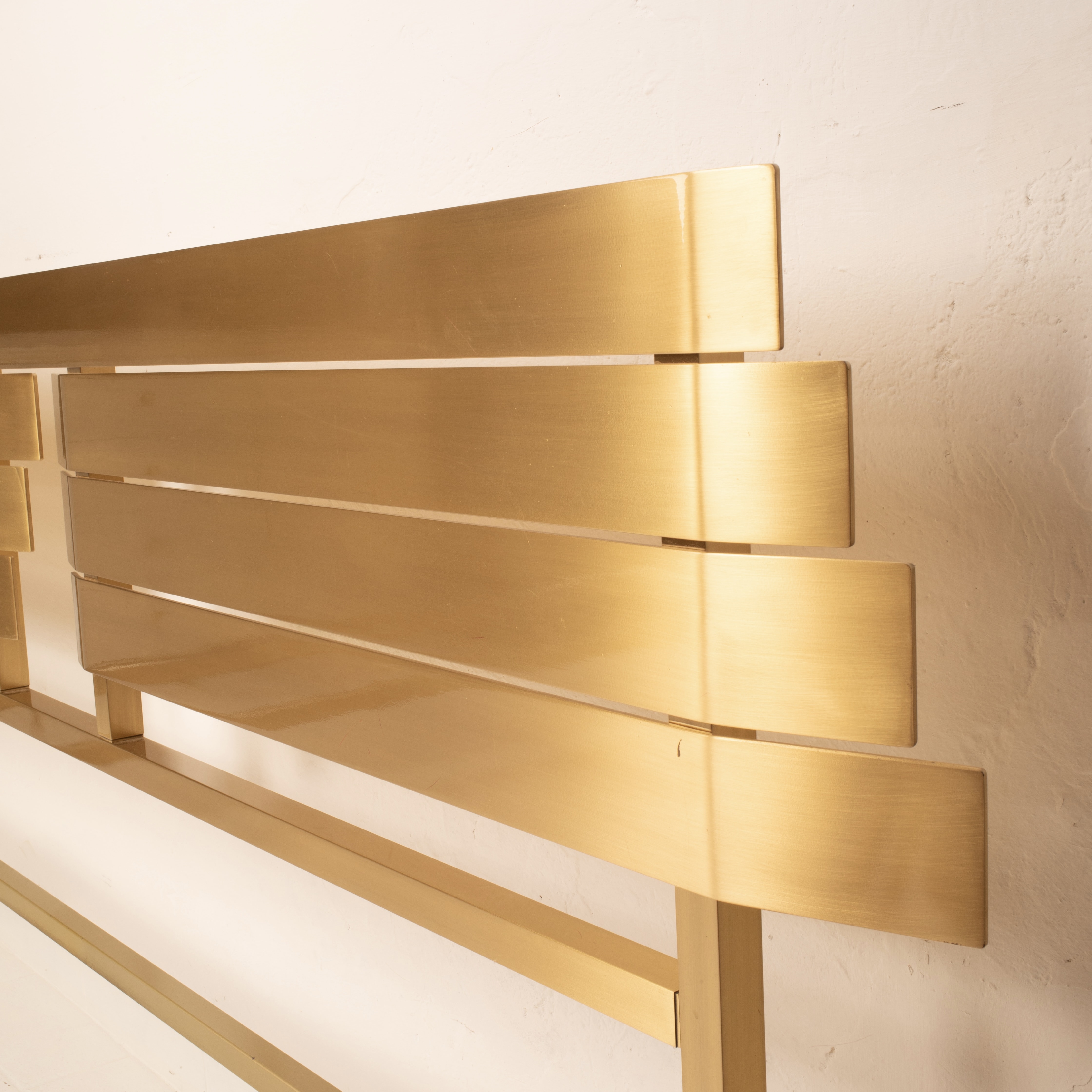 "Armonia" bed by Luciano Frigerio for Frigerio di Desio 1976