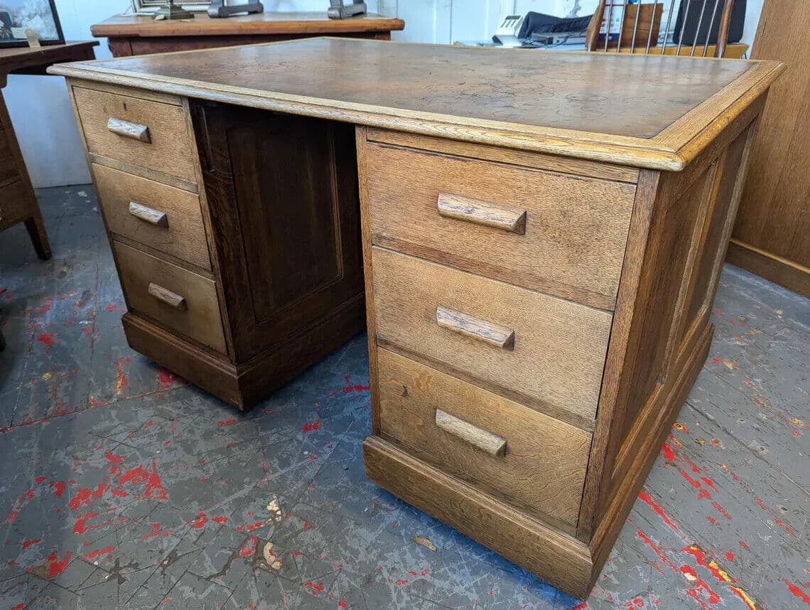 1940s Leather Topped Oak Partners Office Desk. Vintage/Antique