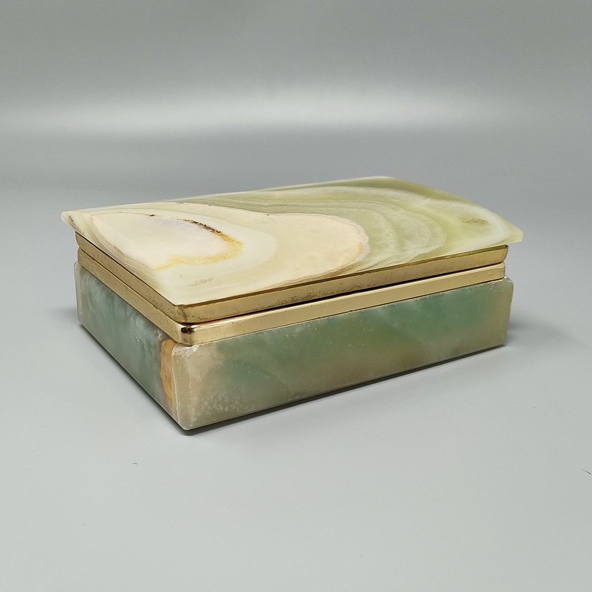 1960s Astonishing Box in Onyx. Made in Italy