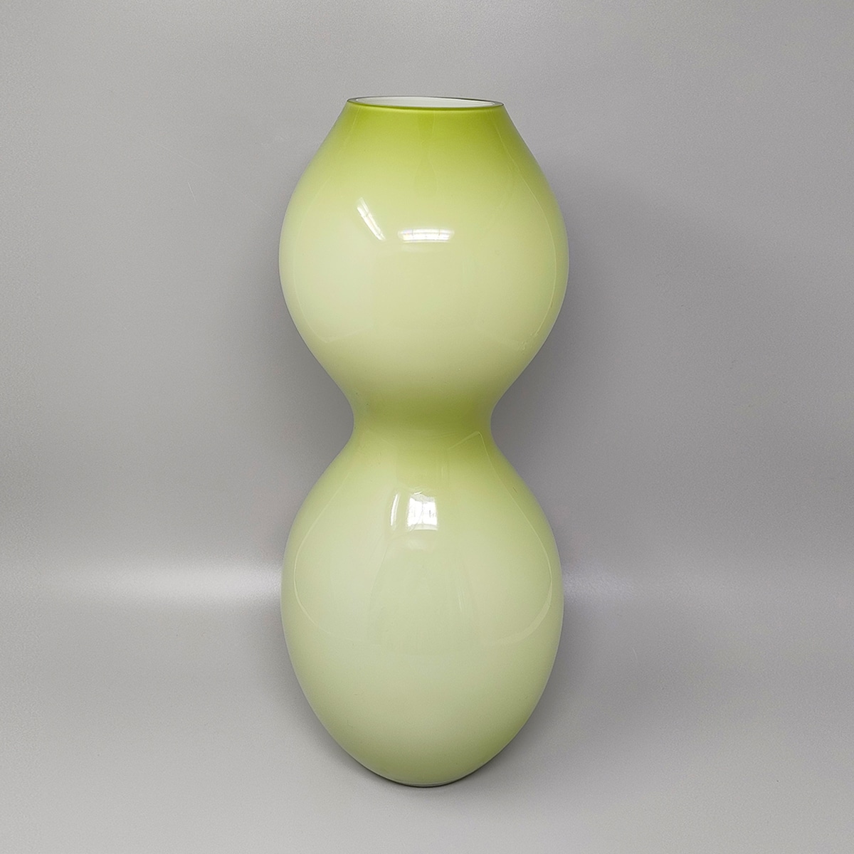 1970s Space Age Green Vase in Murano Glass. Made in Italy