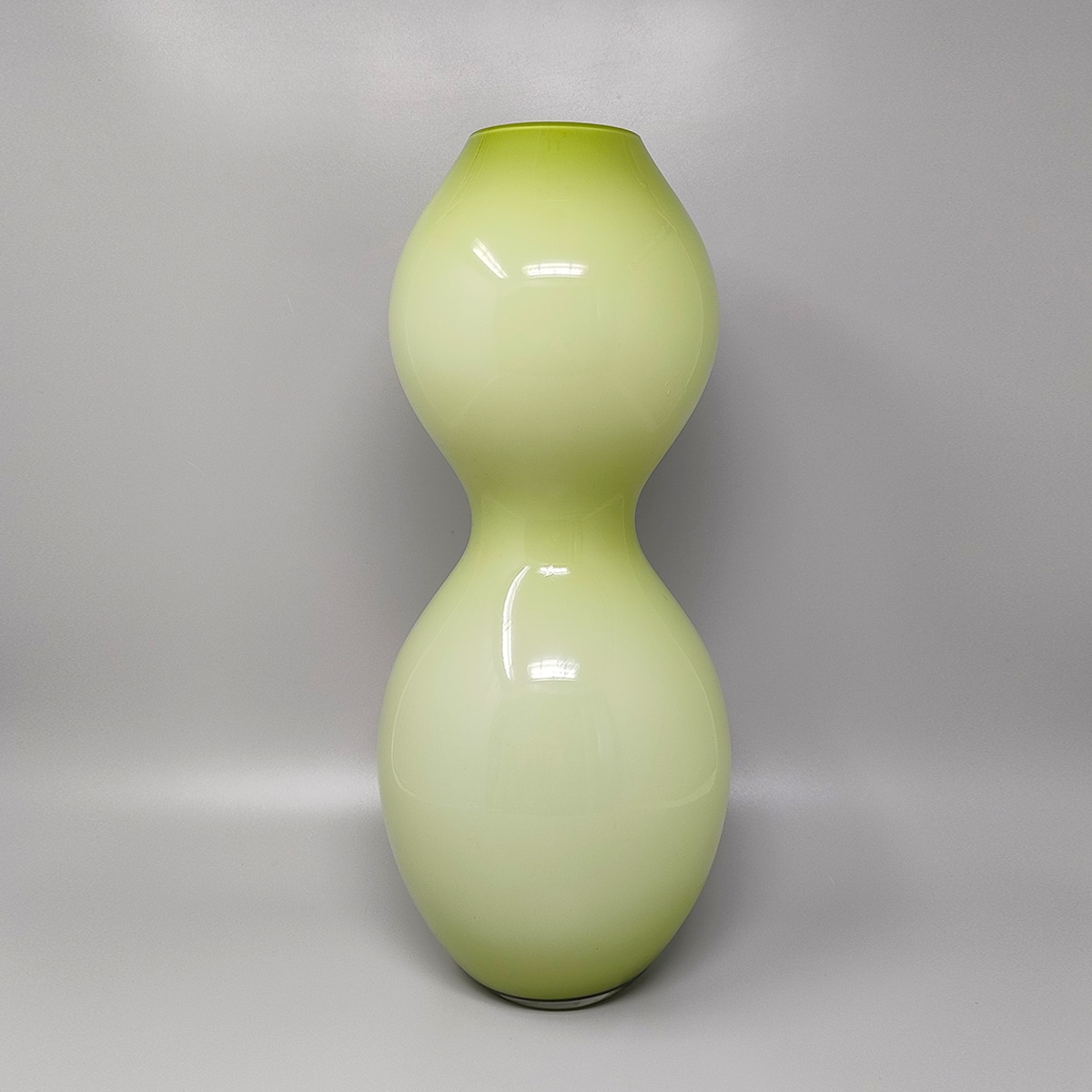 1970s Space Age Green Vase in Murano Glass. Made in Italy