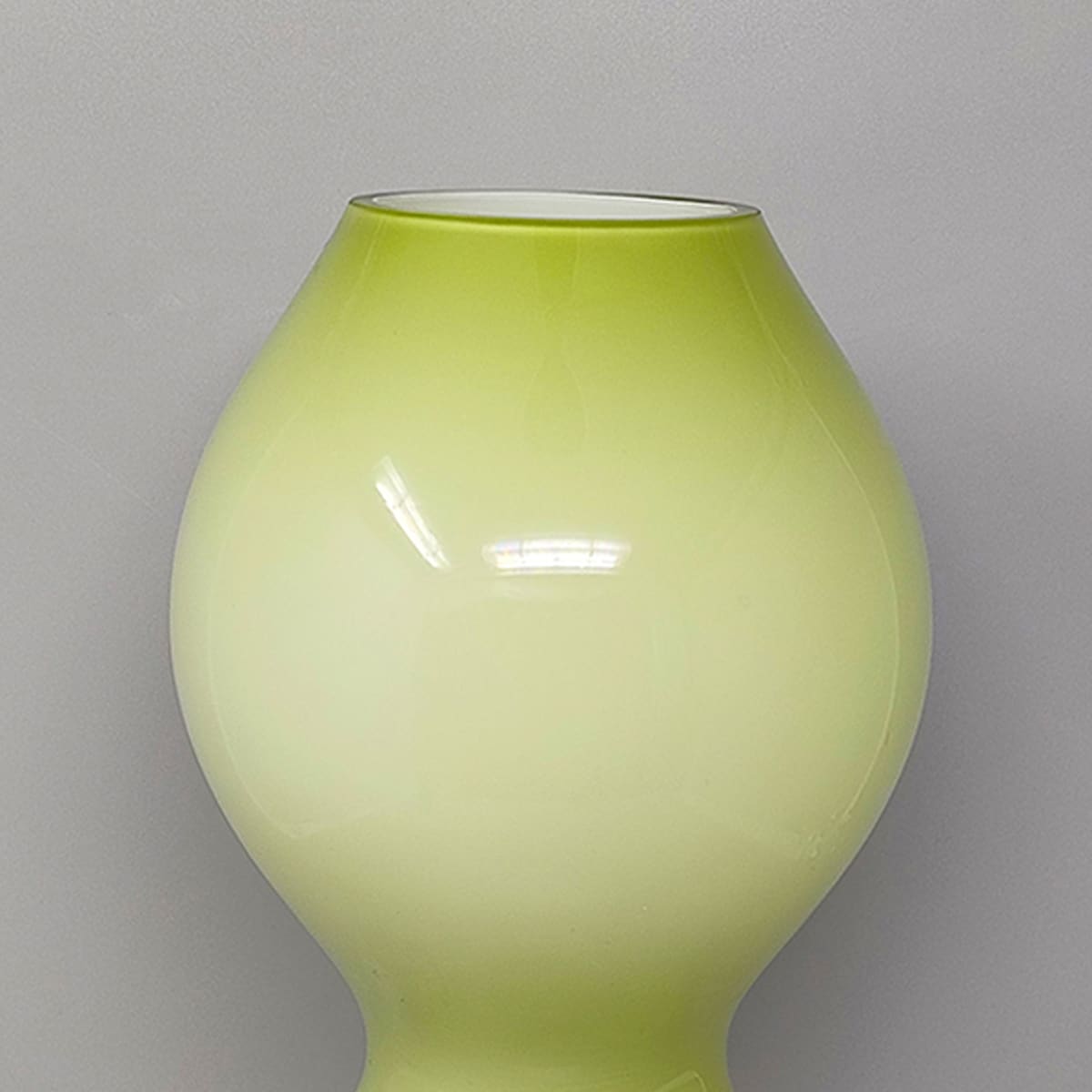 1970s Space Age Green Vase in Murano Glass. Made in Italy