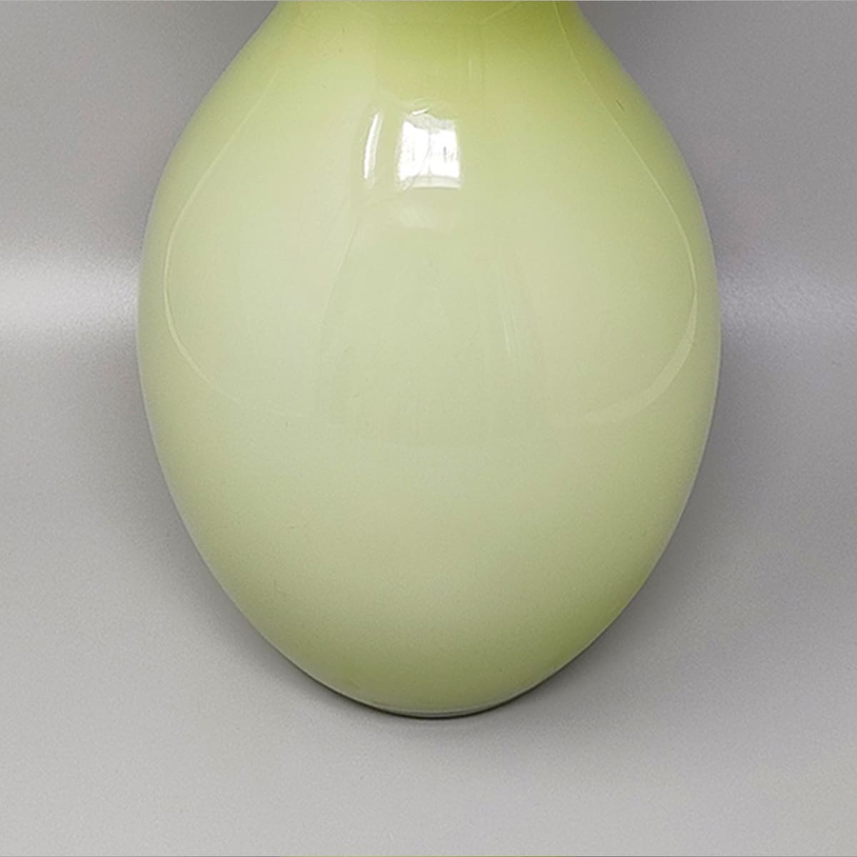 1970s Space Age Green Vase in Murano Glass. Made in Italy