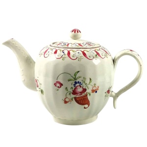 An English antique Georgian hand-painted pottery Liverpool Teapot C.1790