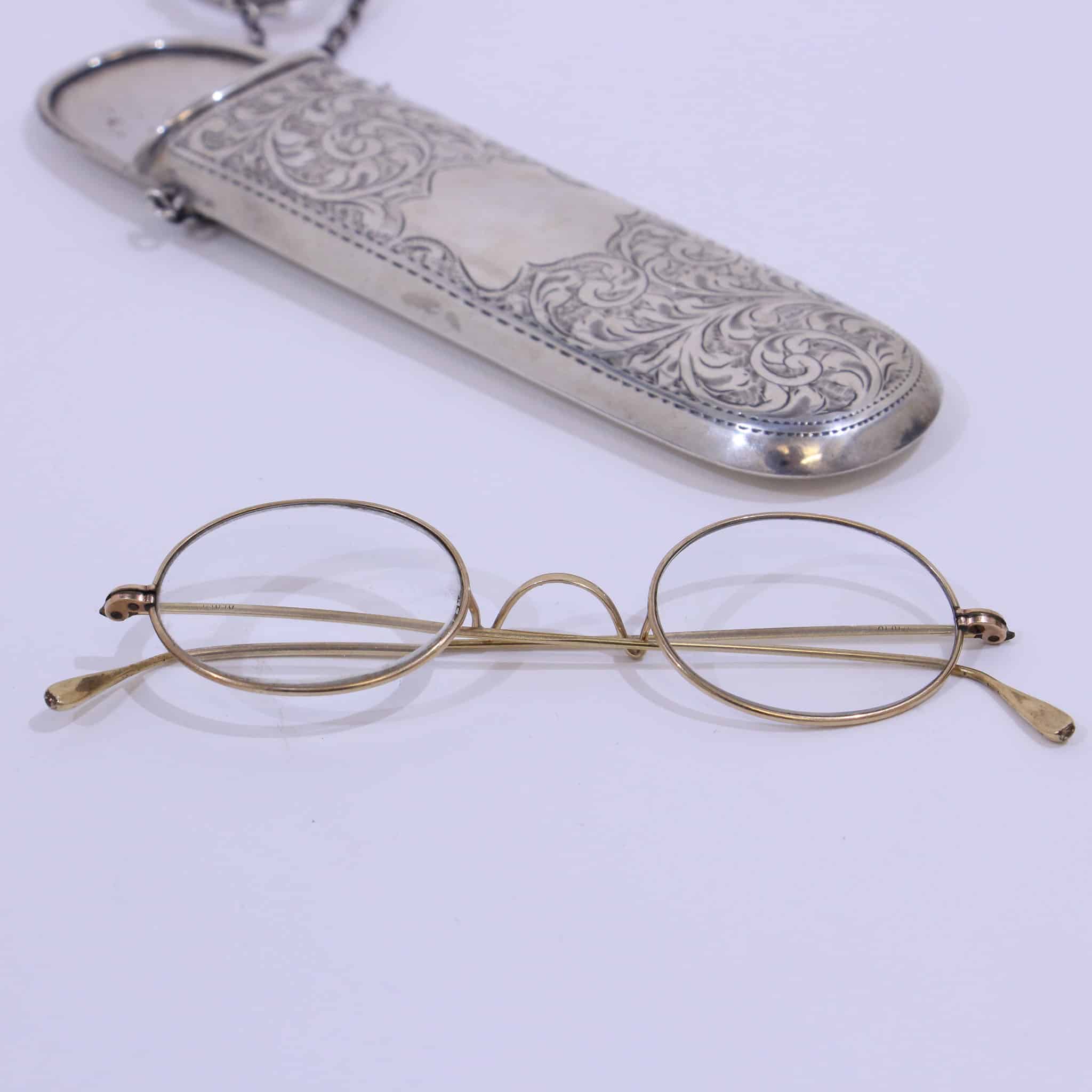 Silver Spectacle Chatelaine Case