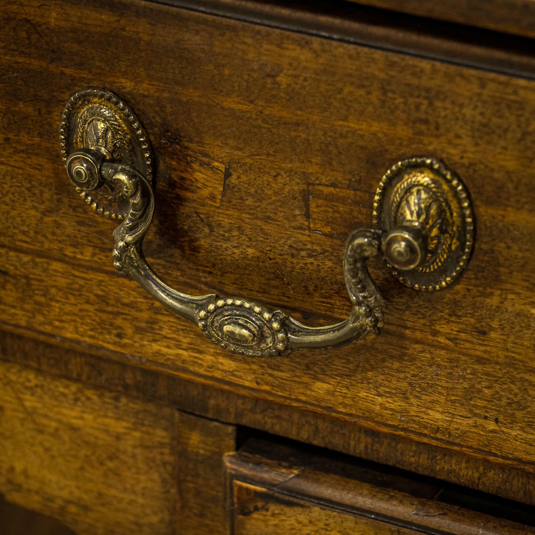 Compact Georgian Kneehole Desk with Drop Front Drawer