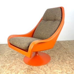 Mid Century Orange Swivel Chair By Easy Crest