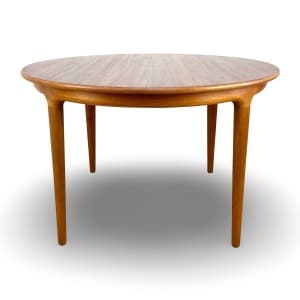 Mid Century Danish Rosewood Dining Table By Johannes Andersen