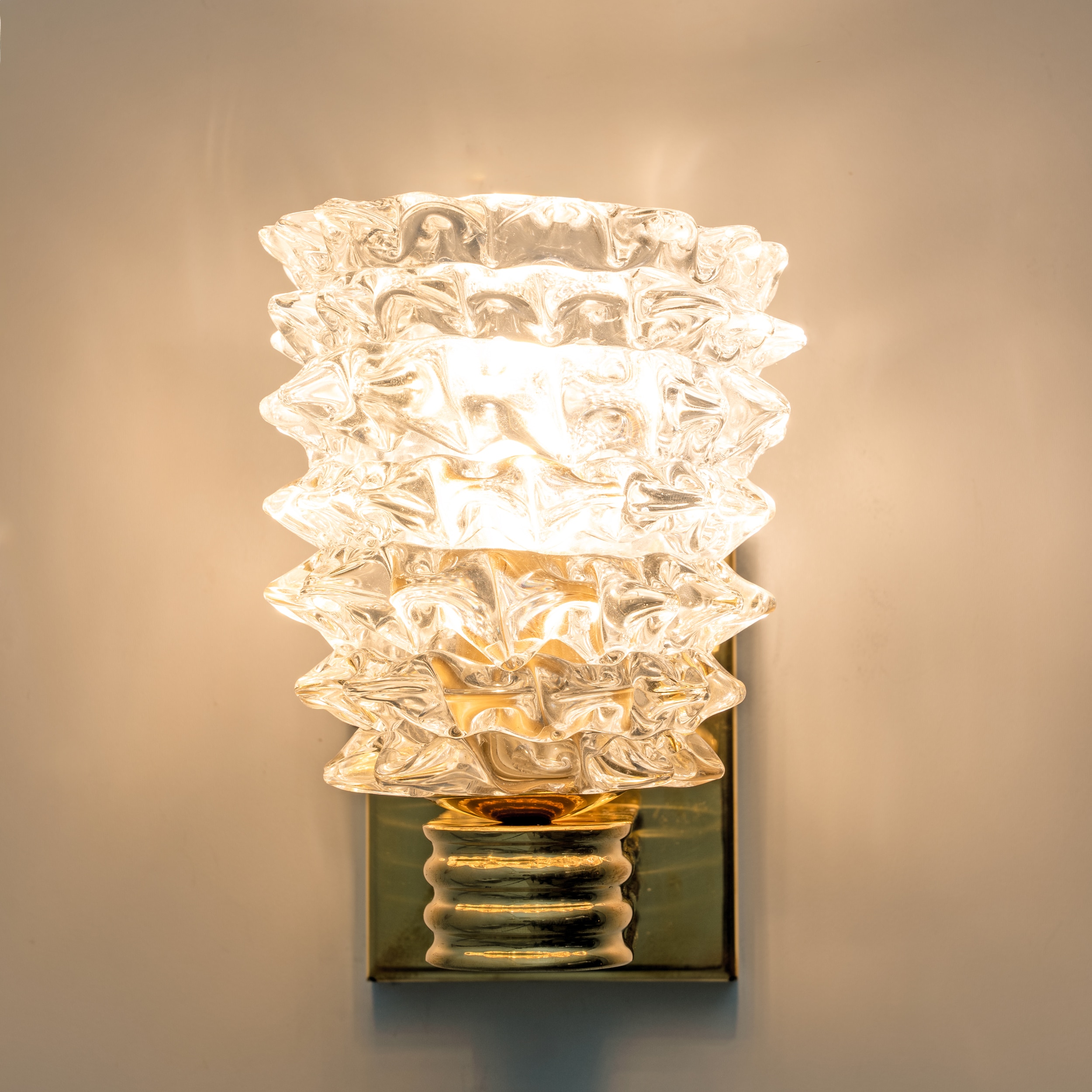 Barovier & Toso Art Dèco Style Brass and Rostrato Murano Glass Sconces, Pair