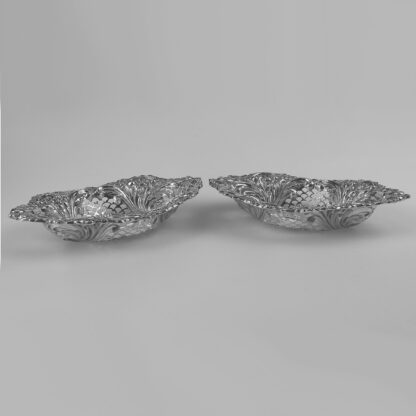 A good-grade antique large Victorian English solid silver Bonbon Dish 88g C.1898 - Image 9