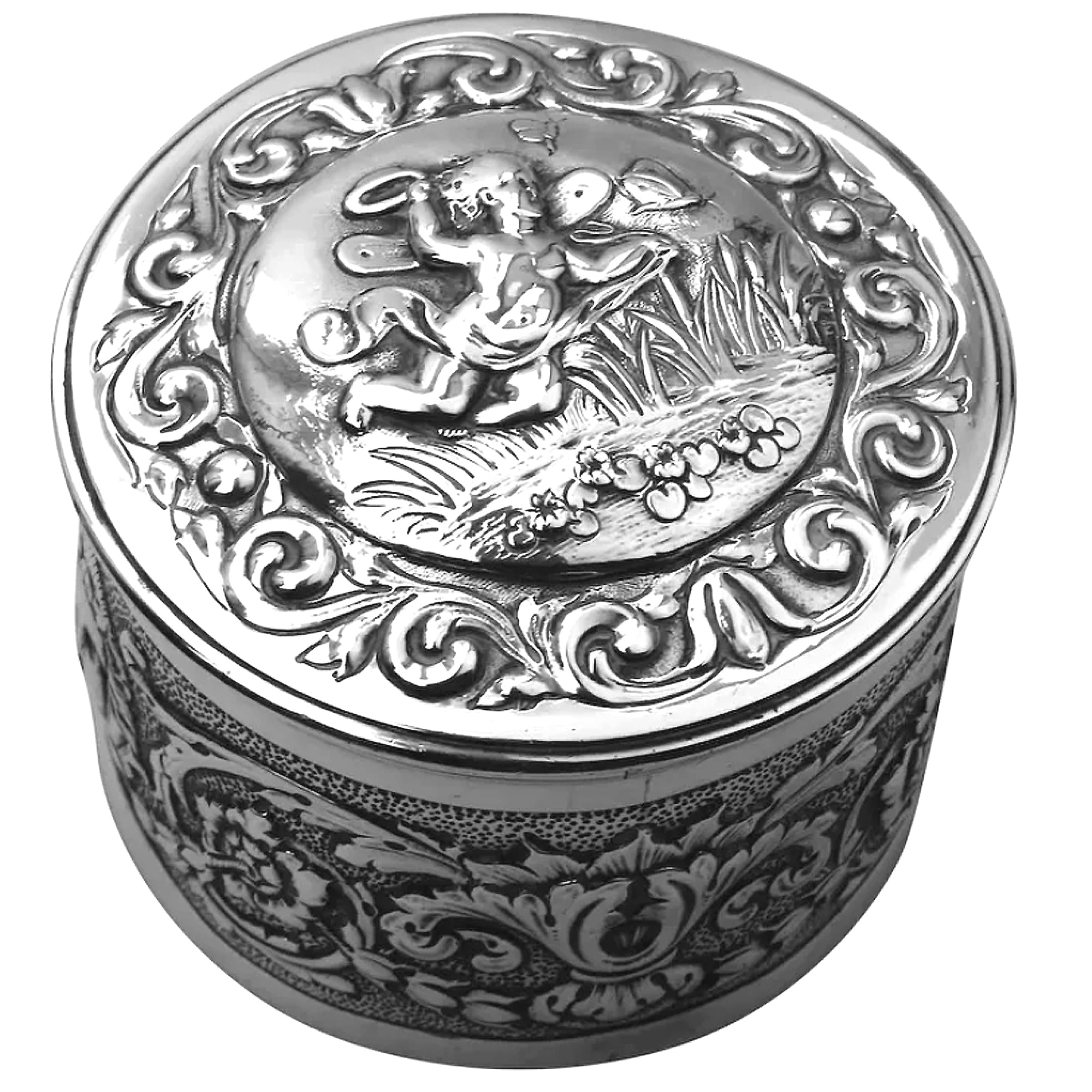 A stunning antique English Britannia standard solid silver Box 245g C.1880