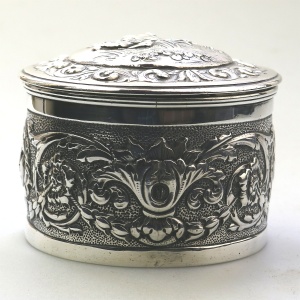 A stunning antique English Britannia standard solid silver Box 245g C.1880
