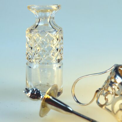 An antique solid silver & cut glass novelty Devil Cayenne Pepper Bottle C.1915 - Image 7