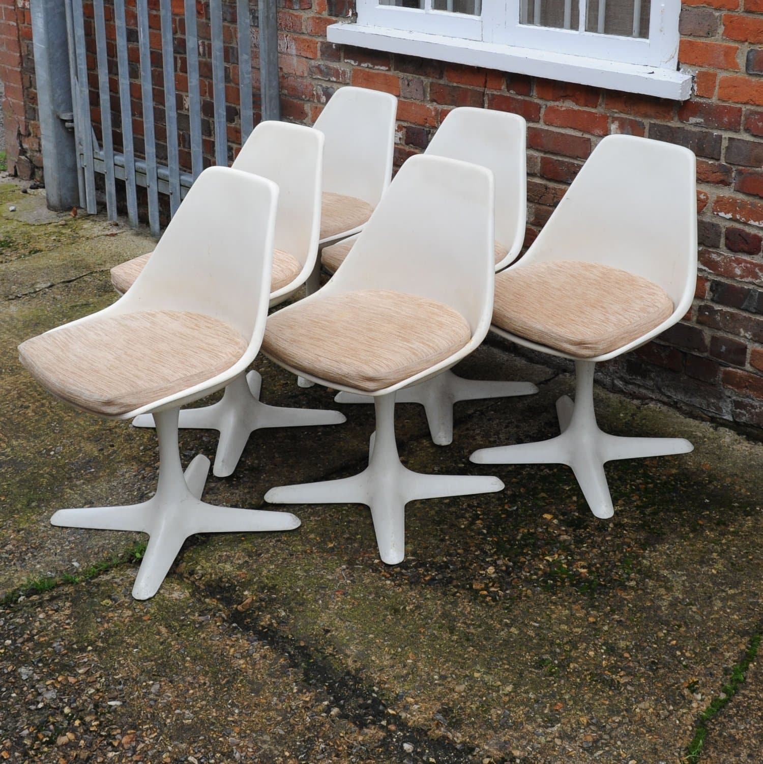 Vintage 103 Aluminium Tulip Chairs By Maurice Burke For Arkana, 1960s, Set Of 6
