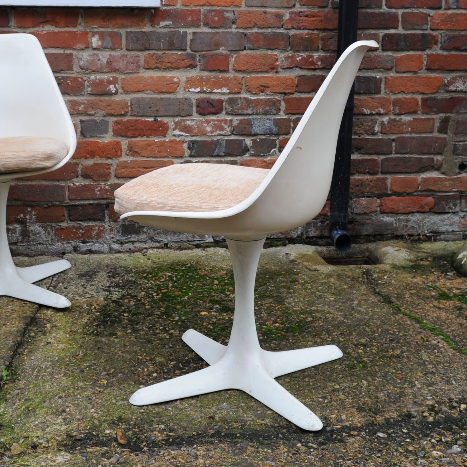 Vintage 103 Aluminium Tulip Chairs By Maurice Burke For Arkana, 1960s, Set Of 6