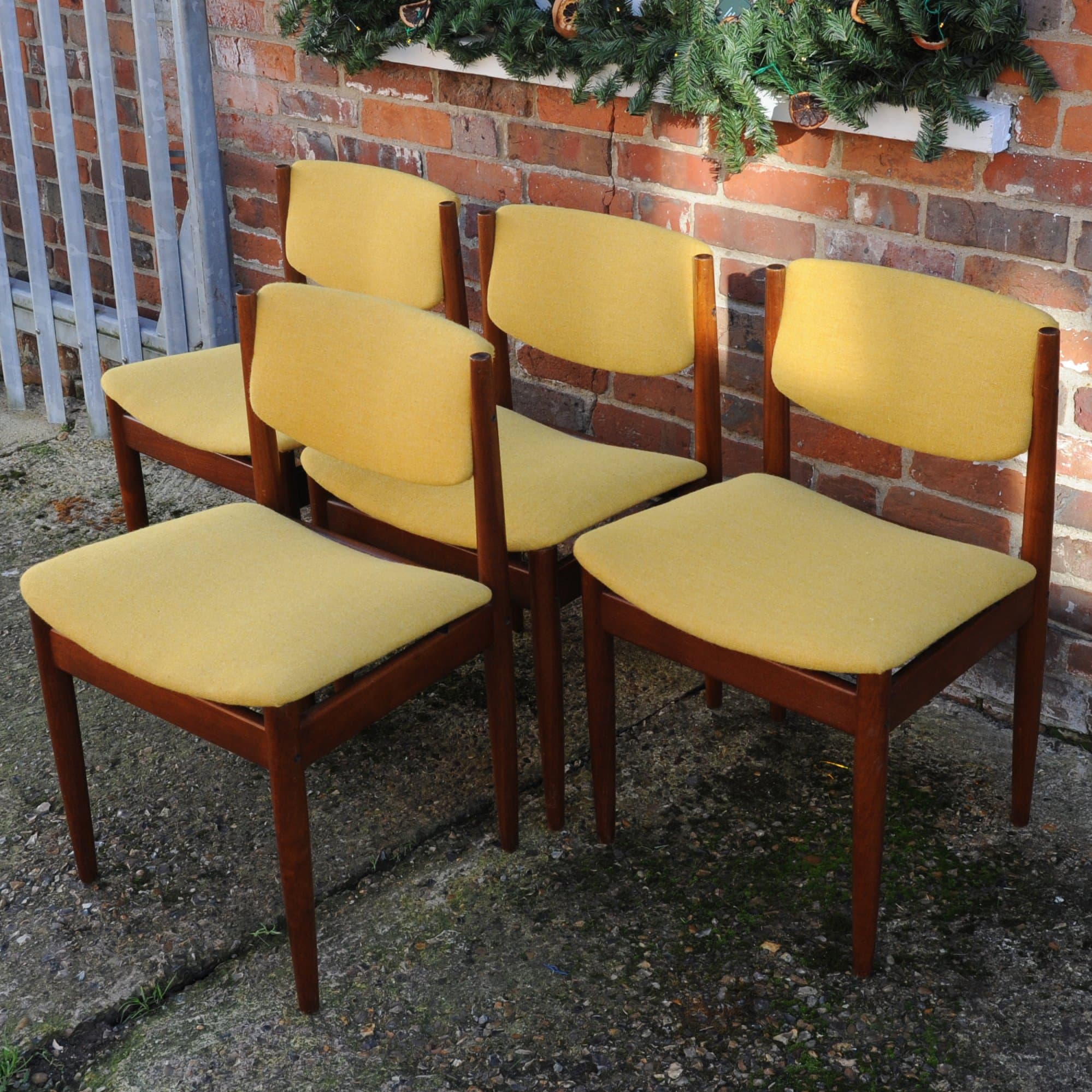 Vintage Danish Dining Chairs By Finn Juhl For France & Søn, 1960s, Set Of 4