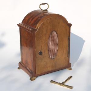 A good George III style walnut 2 train striking 8 day Elliott Mantle Clock C.20thC
