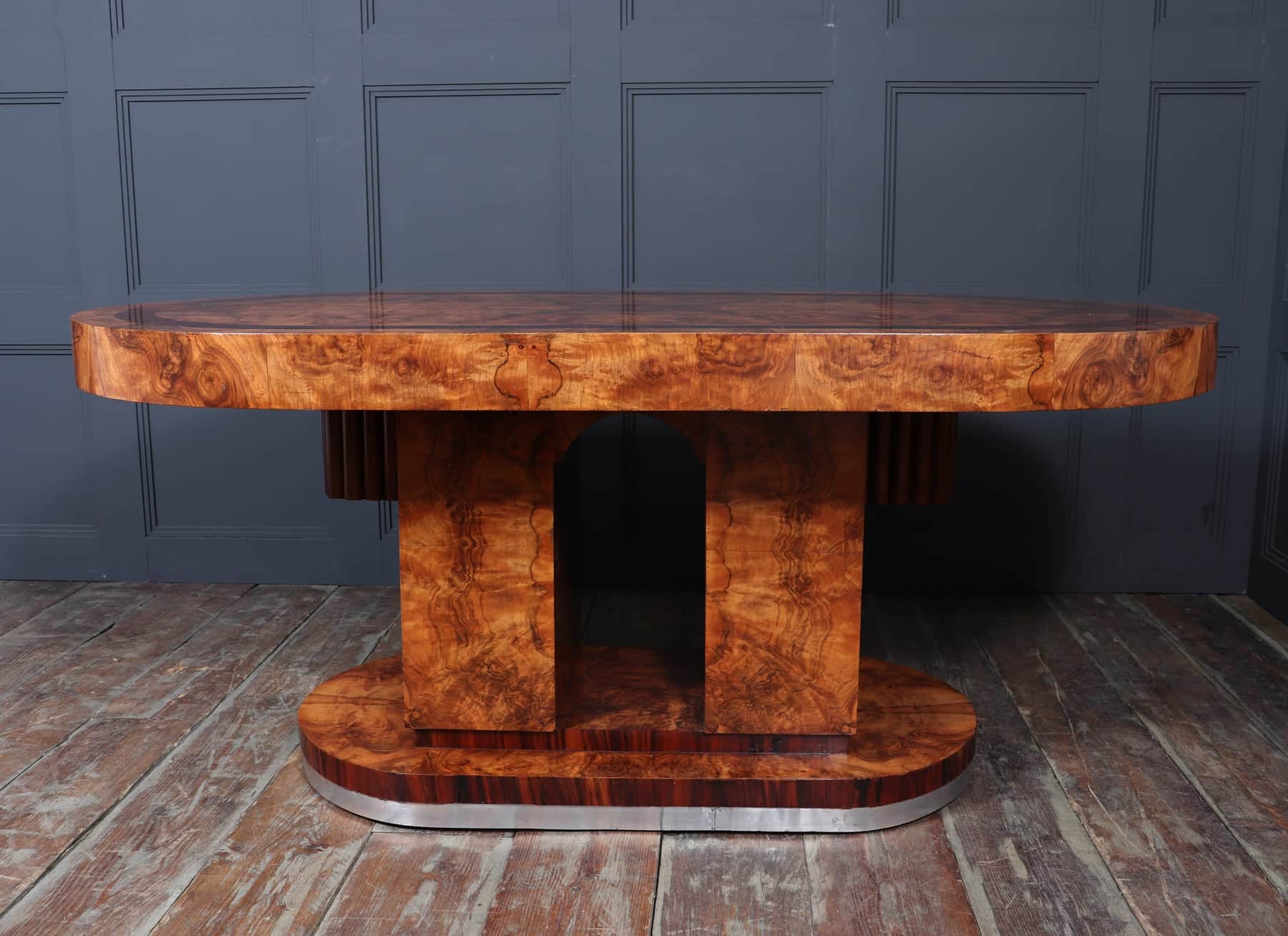 Stunning Italian Walnut Art Deco Dining Table C1930