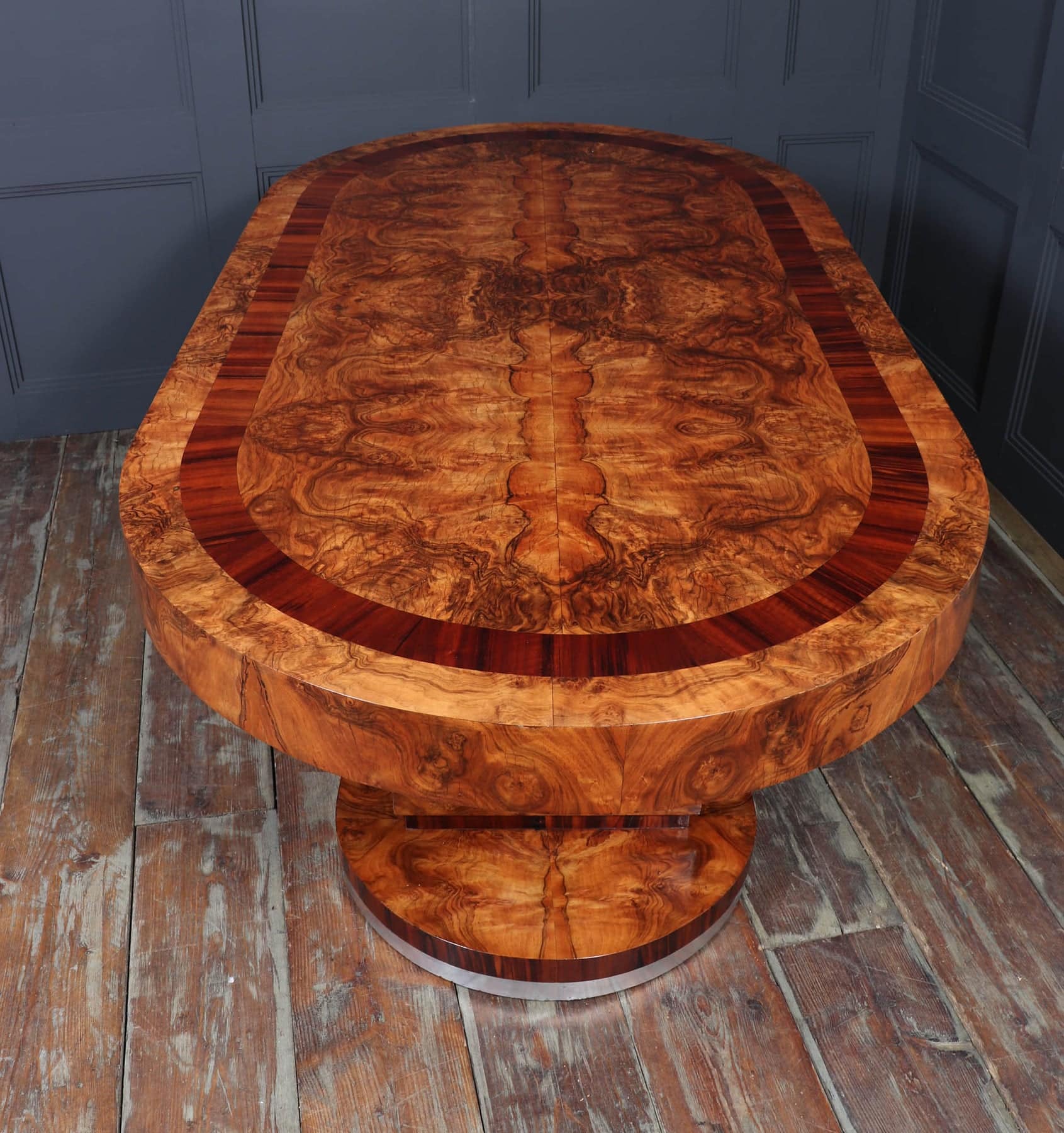 Stunning Italian Walnut Art Deco Dining Table C1930