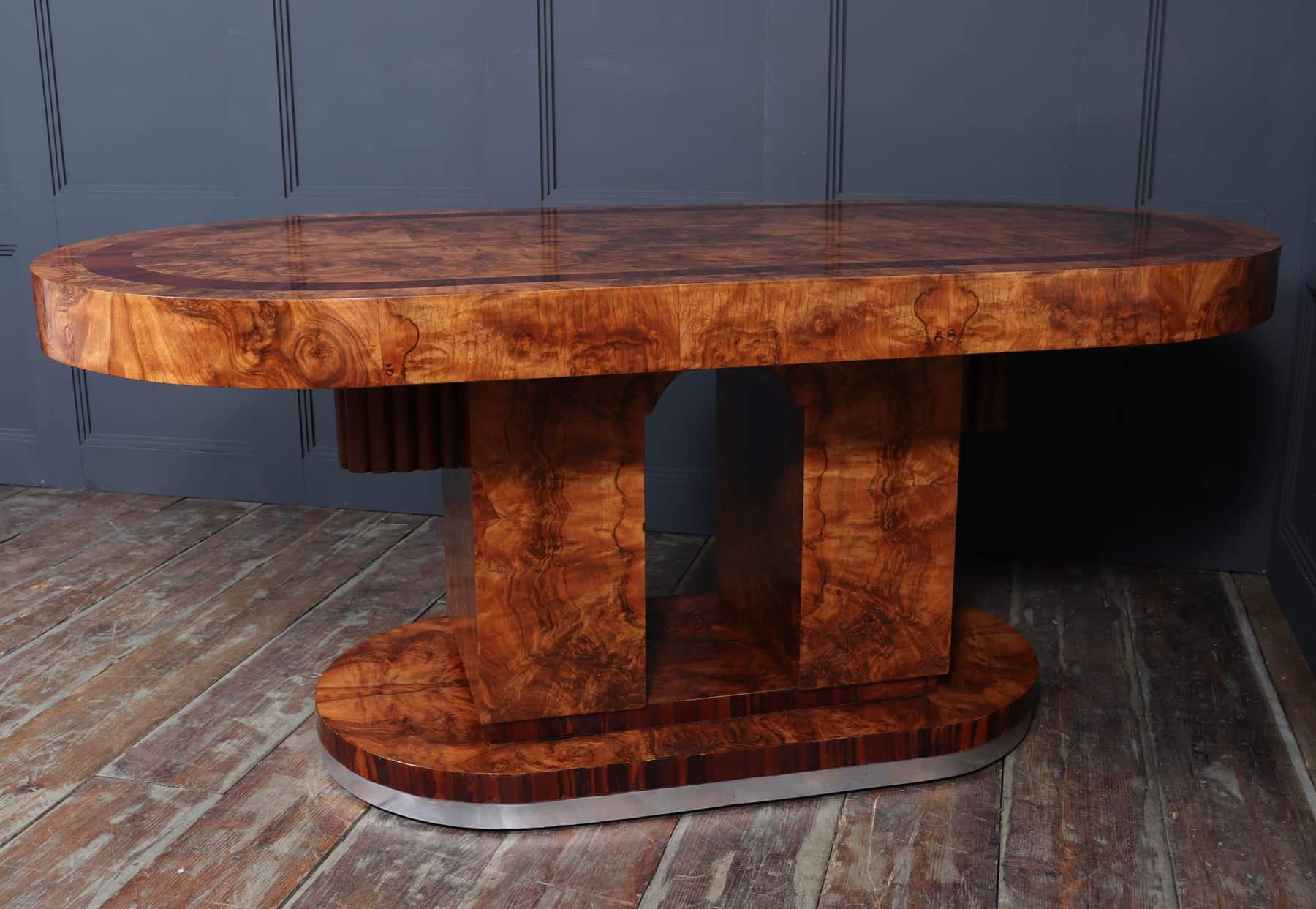 Stunning Italian Walnut Art Deco Dining Table C1930