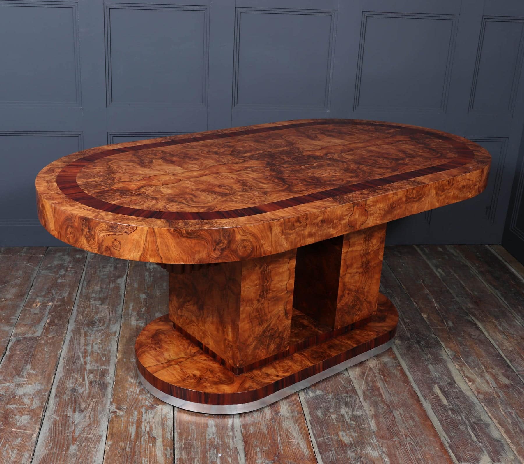 Stunning Italian Walnut Art Deco Dining Table C1930