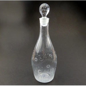 A fine Masonic antique Georgian Indian Club shape engraved glass Decanter C.1780