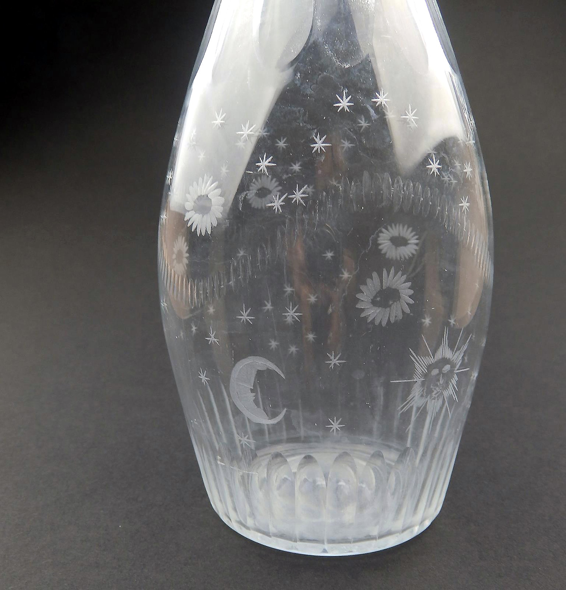 A fine Masonic antique Georgian Indian Club shape engraved glass Decanter C.1780