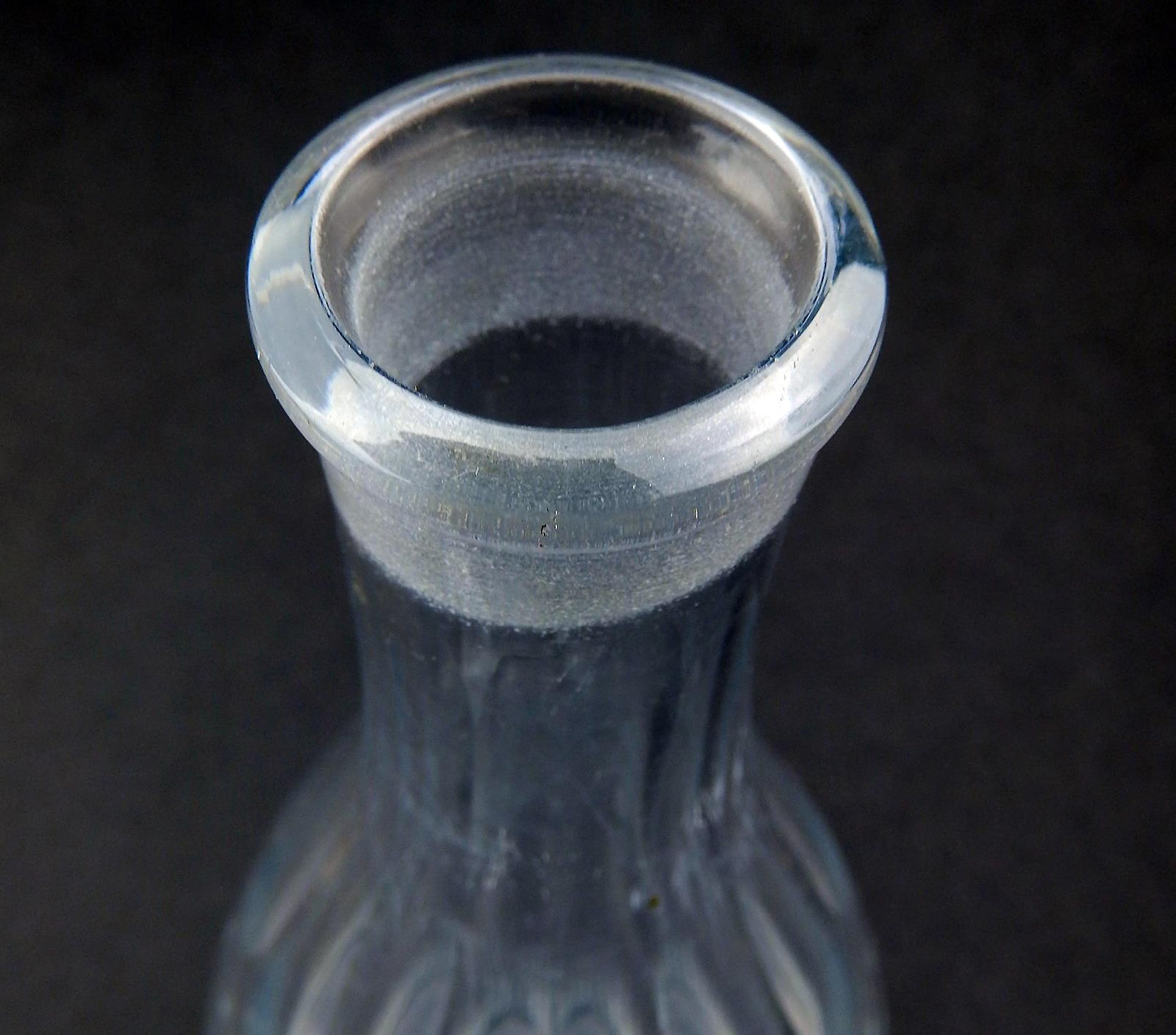 A fine Masonic antique Georgian Indian Club shape engraved glass Decanter C.1780