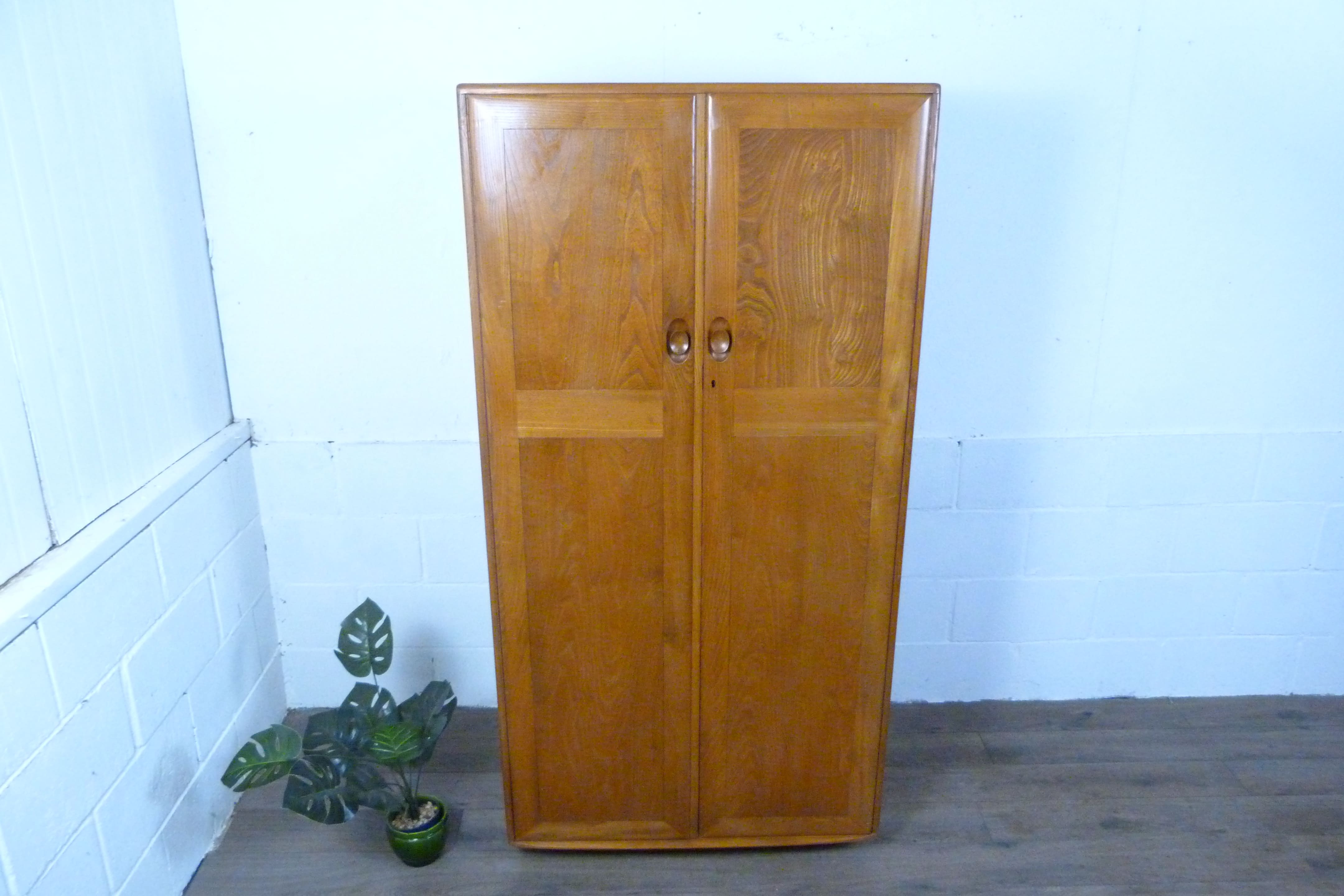 Ercol Windsor Blonde Elm Wardrobe