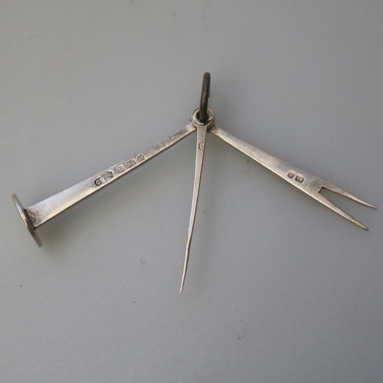 An antique English solid silver novelty pipe tamper & picks tools C.1903 - Image 2