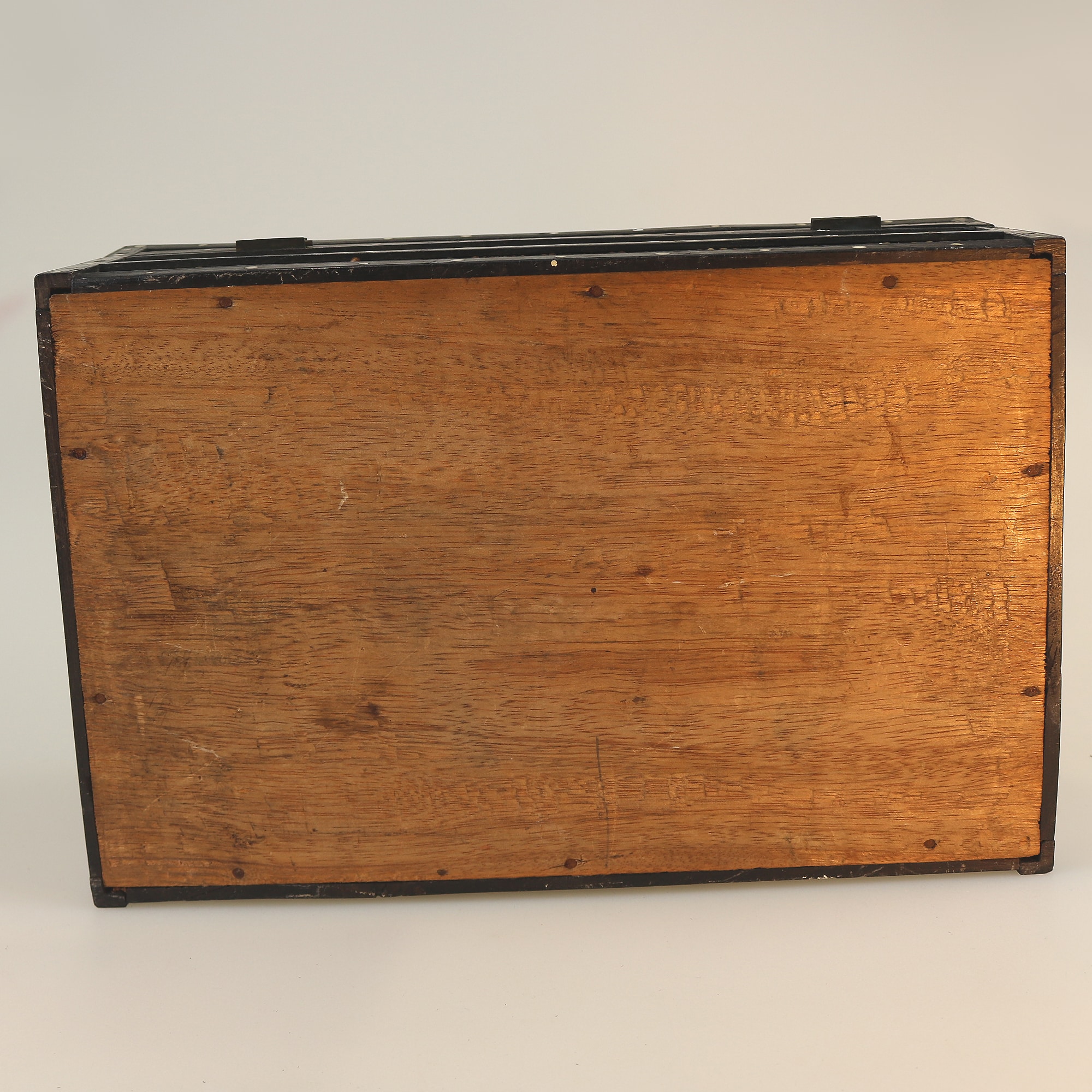 An antique Sinhalese porcupine quill & ebony fitted Workbox C.19thC