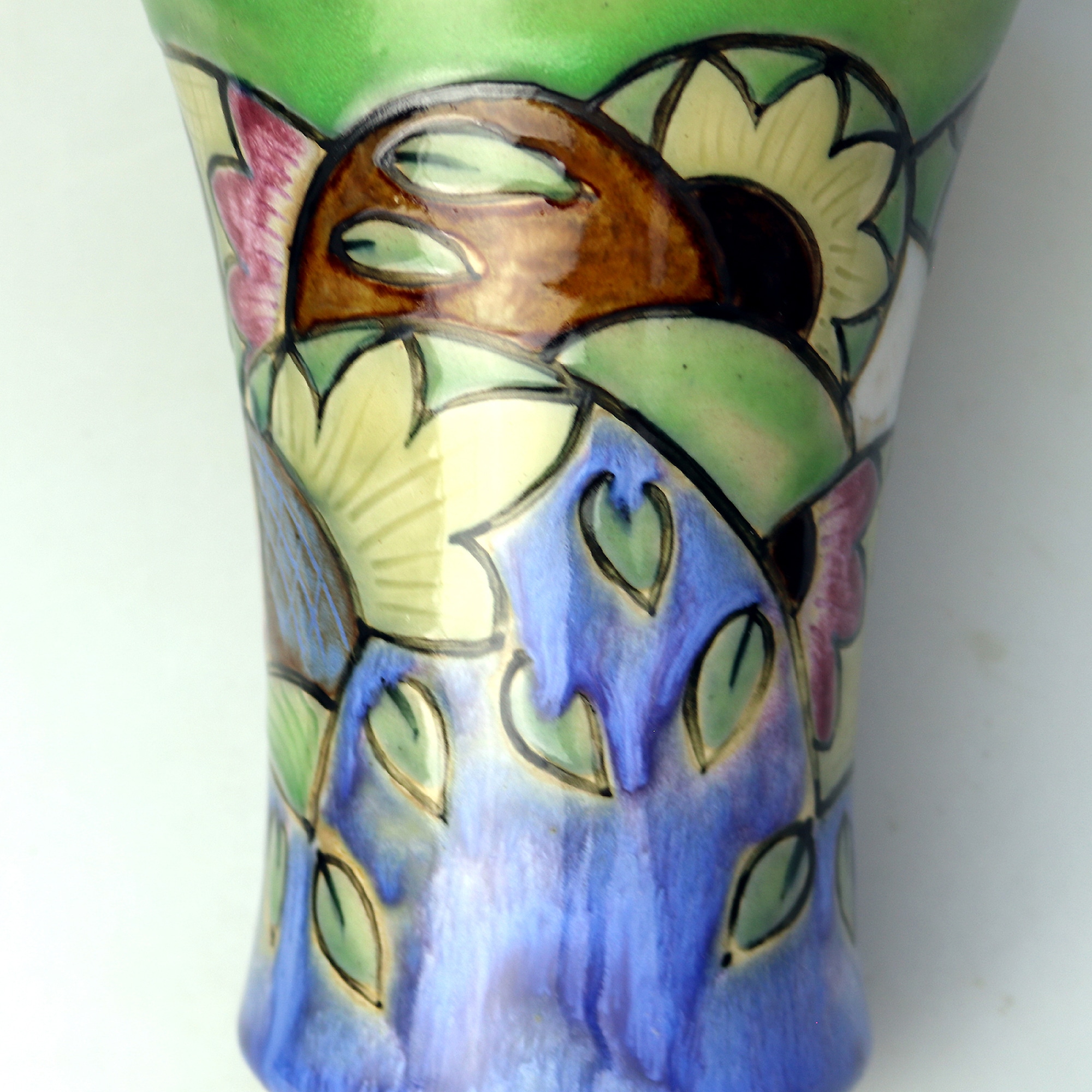 An unusual antique Art Deco Royal Doulton pottery Jazz pattern Vase C.1920+