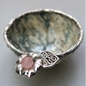 A rare & unique English novelty solid silver & hardstone Stirrup Cup / Vessel 1995
