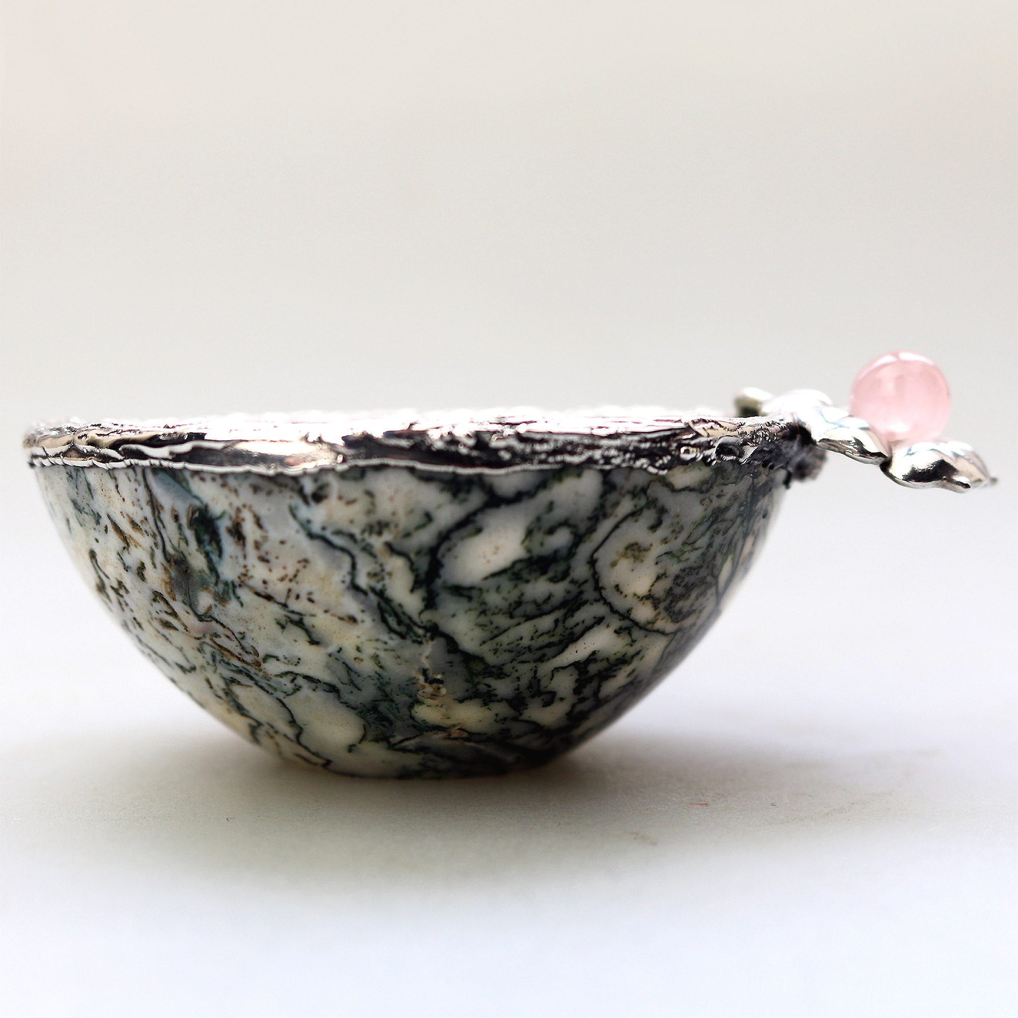 A rare & unique English novelty solid silver & hardstone Stirrup Cup / Vessel 1995