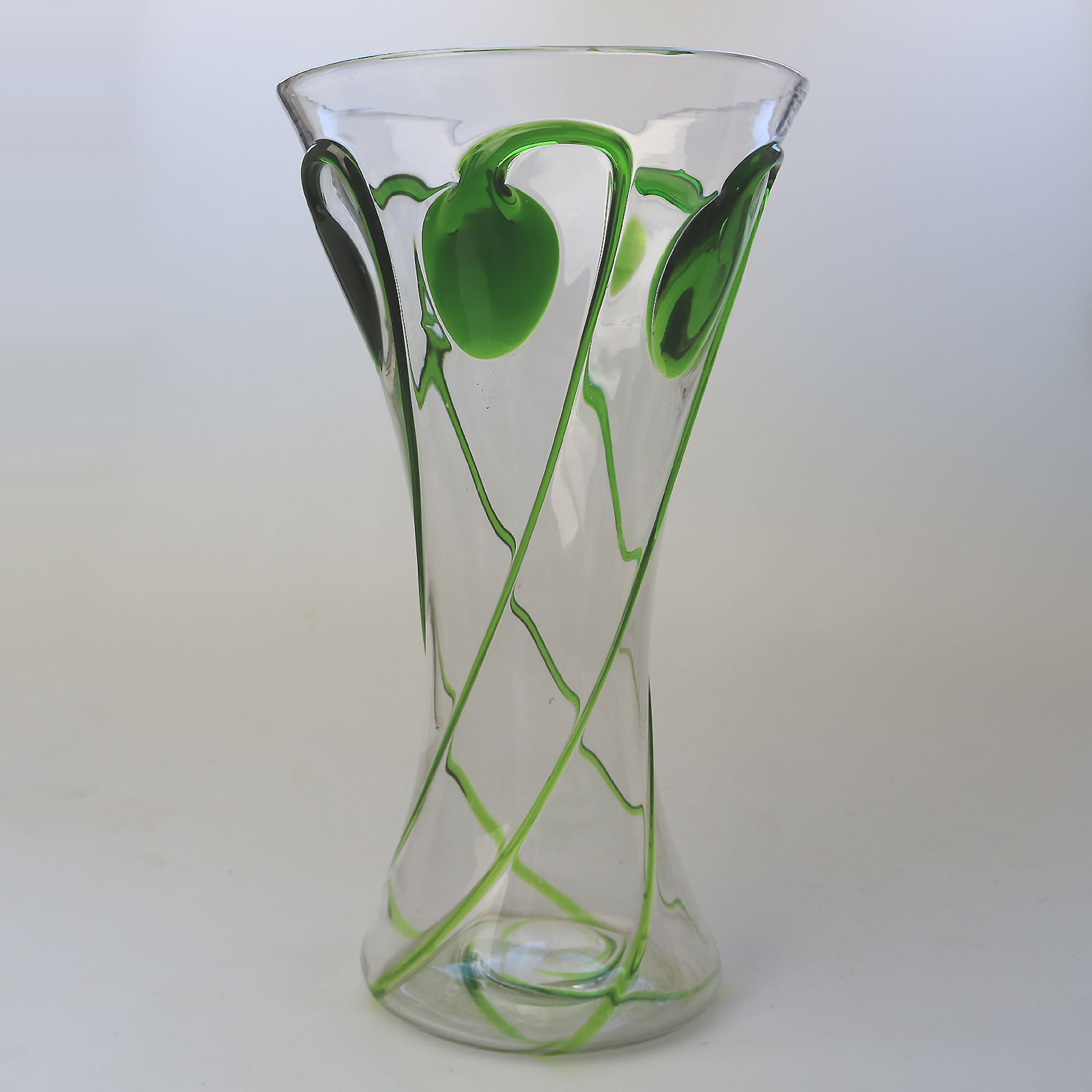 Large Stourbridge Art Nouveau Stuart Tadpole Liberty & Co glass Vase 31cm C.1910