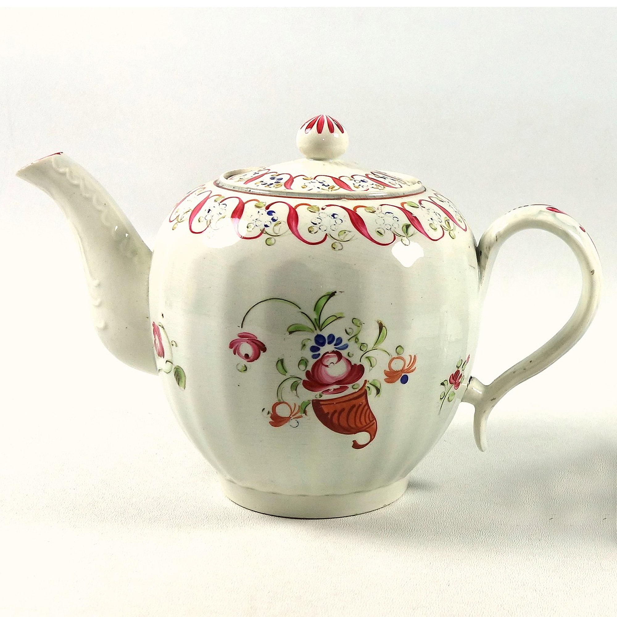 An English antique Georgian hand-painted pottery Liverpool Teapot C.1790
