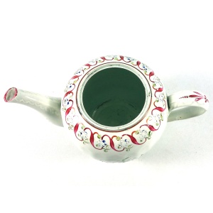 An English antique Georgian hand-painted pottery Liverpool Teapot C.1790