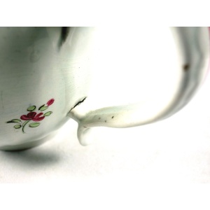 An English antique Georgian hand-painted pottery Liverpool Teapot C.1790