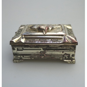A rare Art Deco novelty silver plate Automaton Cigarette Box with a Scottie 1920