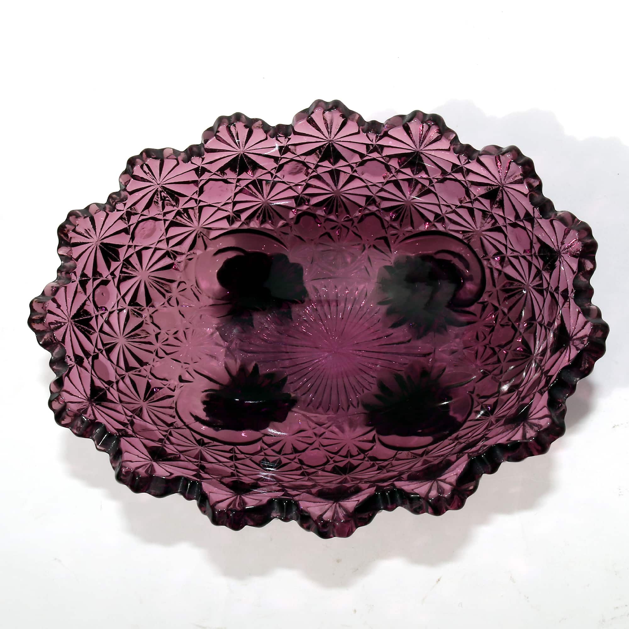 A good & very pretty antique Victorian amethyst pressed glass Bowl C.19thC