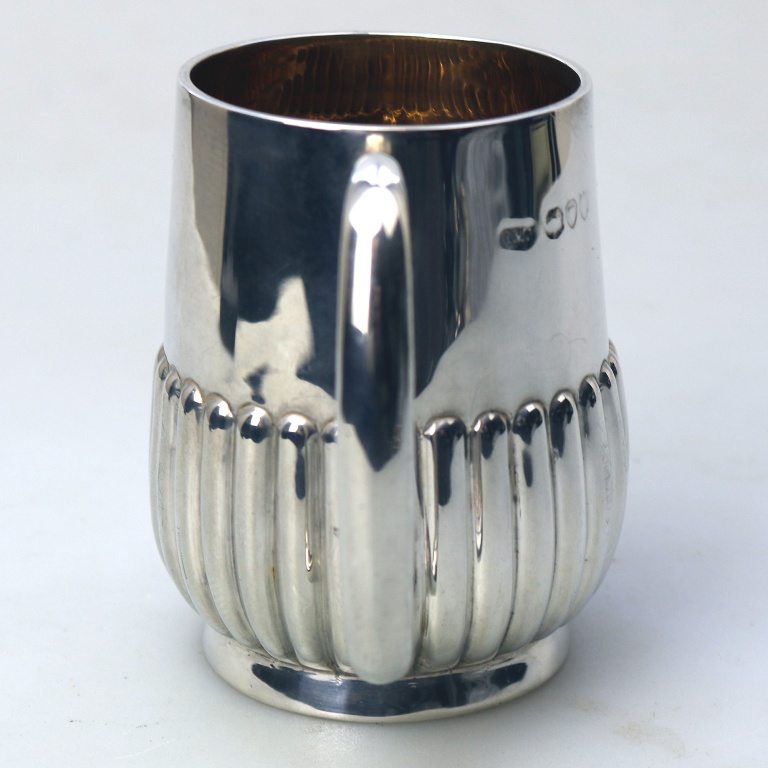A good antique Victorian English solid silver Mug / Christening Mug 99g C.1891 - Image 5