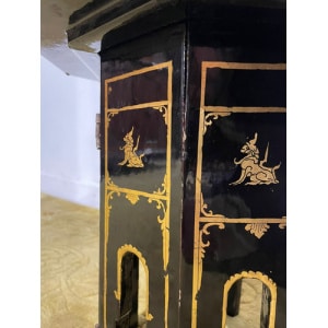 Early 20th Century Oriental Lacquered Folding Table