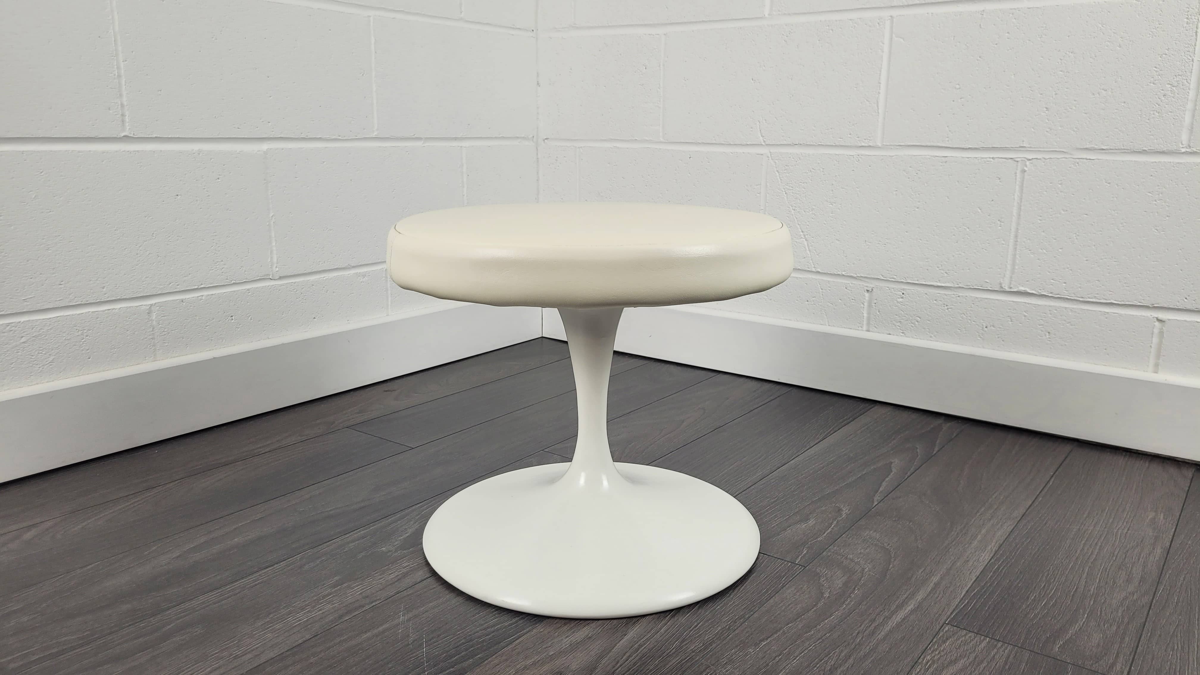 Space Age Tulip Stool, 1960s