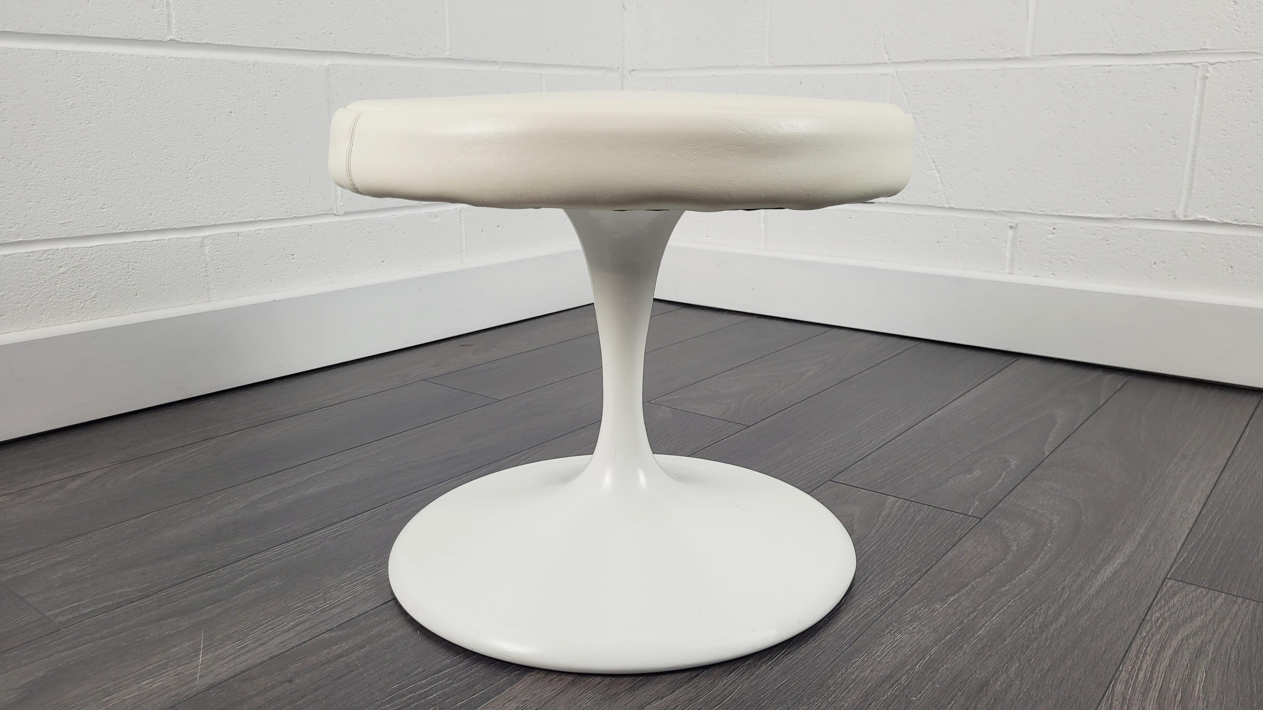 Space Age Tulip Stool, 1960s