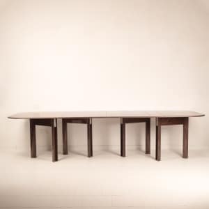 "Dinner" table by Giovanni Offredi for Saporiti Italia