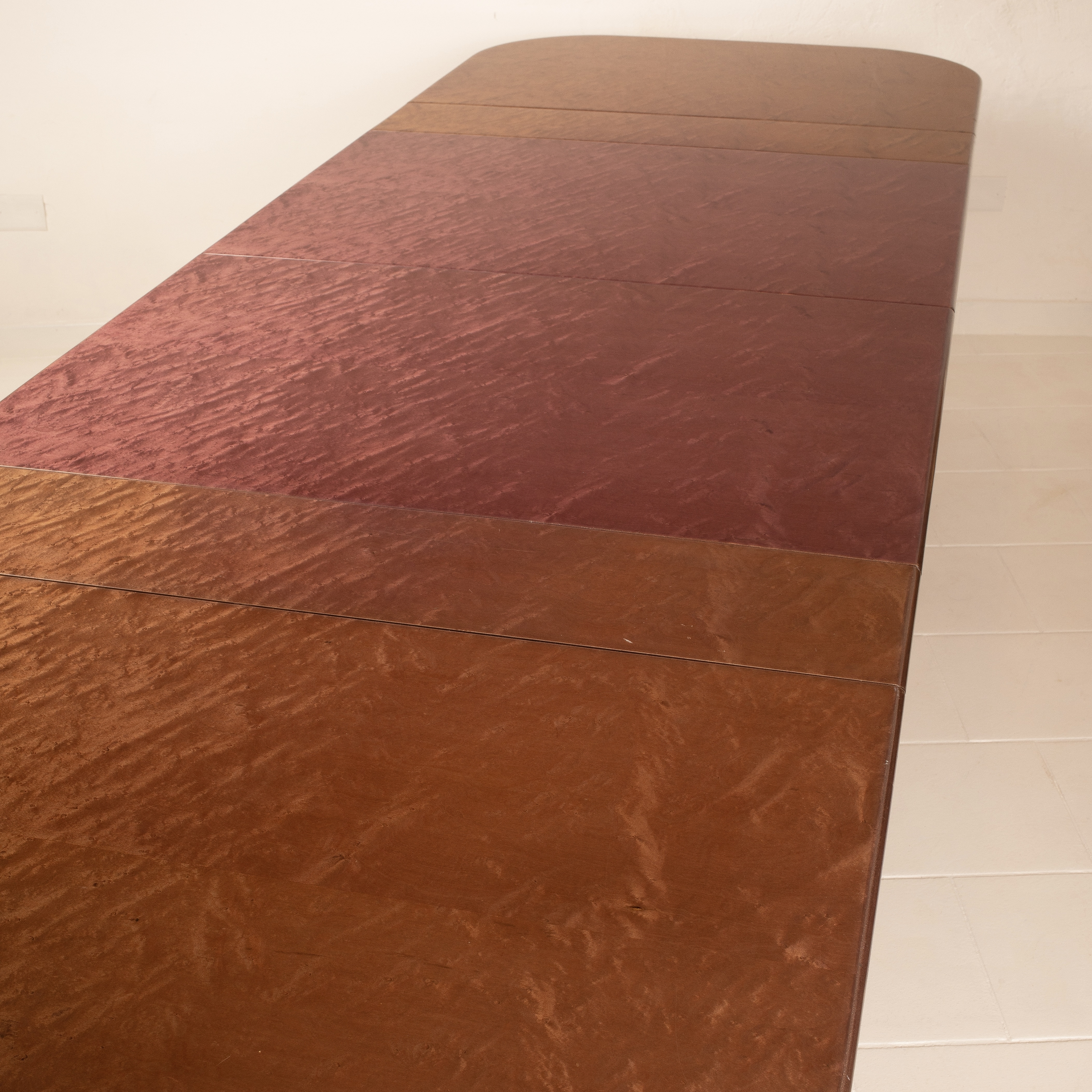 "Dinner" table by Giovanni Offredi for Saporiti Italia