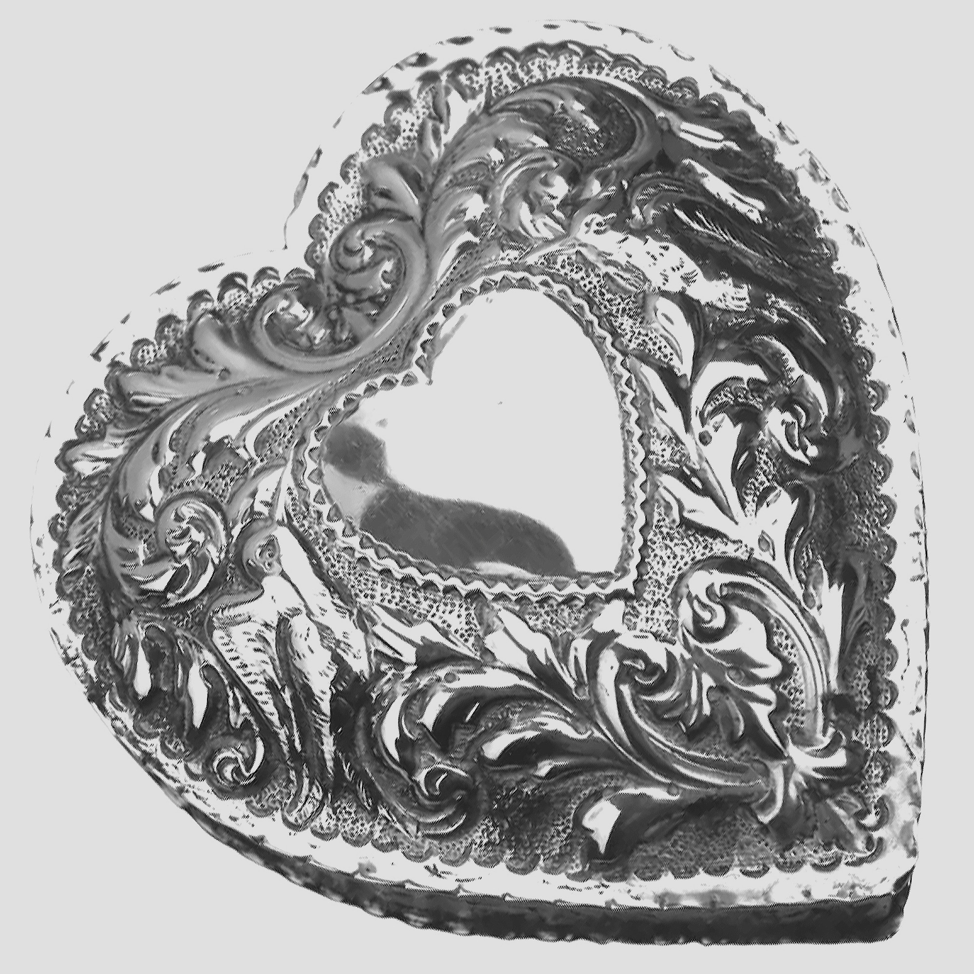 A good William Comyns antique English solid silver novelty Heart Box 140g C.1895