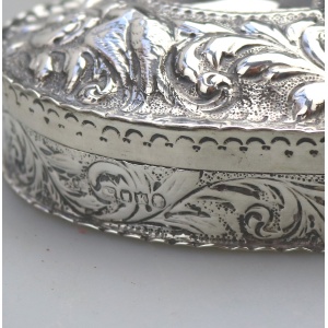 A good William Comyns antique English solid silver novelty Heart Box 140g C.1895