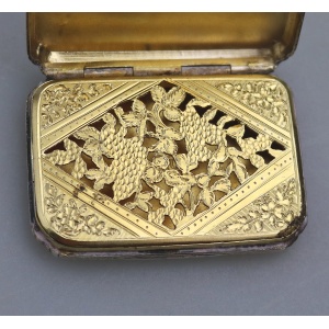 A good & larger antique George III English solid silver Vinaigrette C.1815