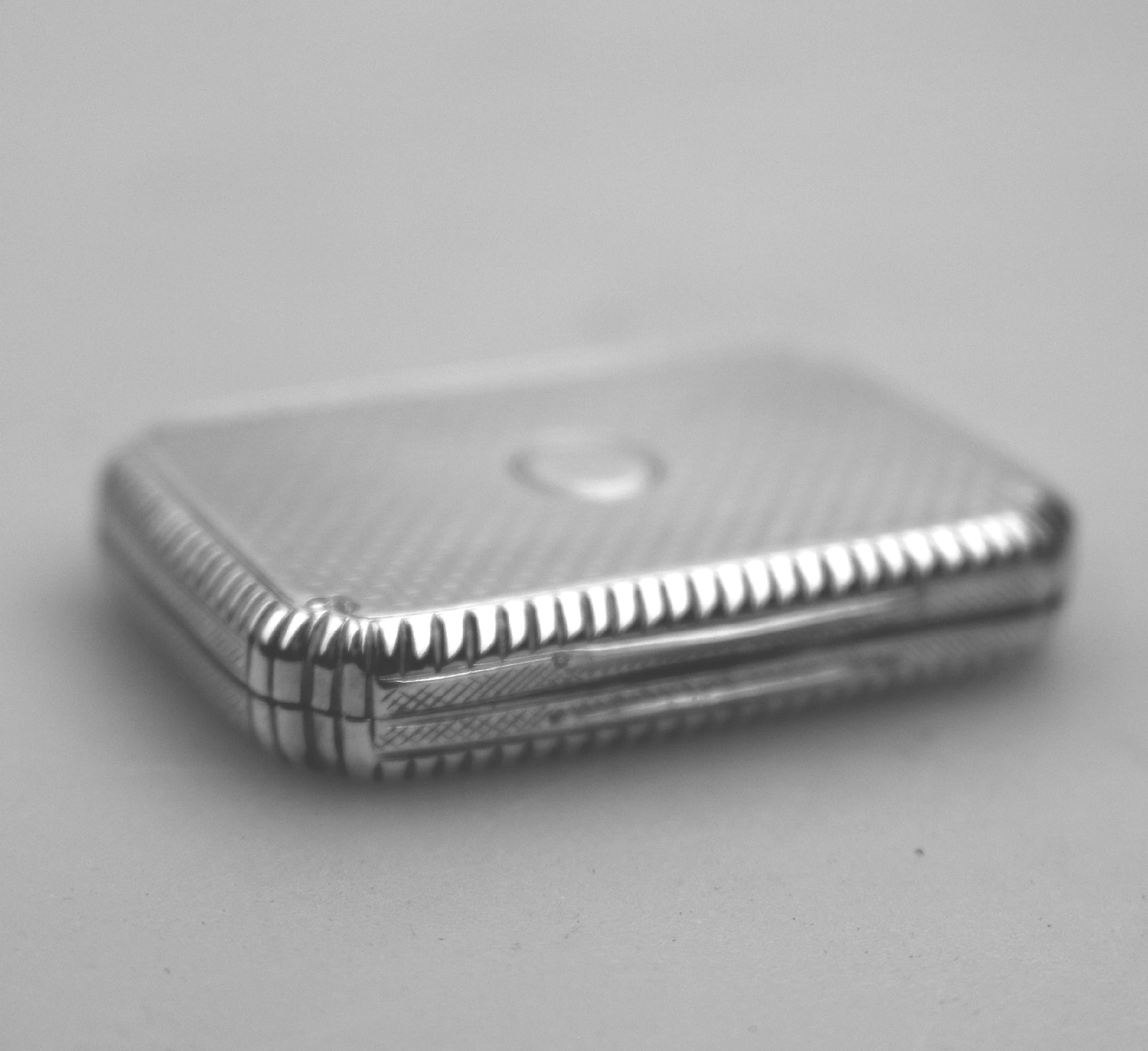 A good & larger antique George III English solid silver Vinaigrette C.1815